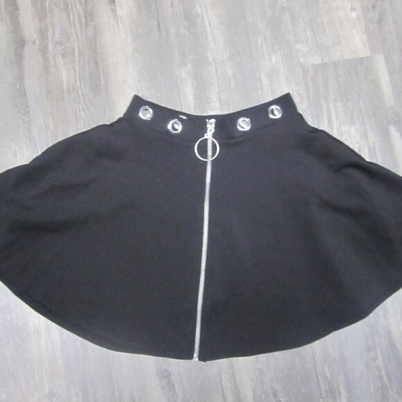 Hot Topic Women's Black Ring Skirt with Zipper - Picture 1 of 6